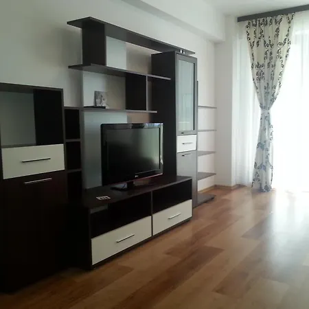 White Apartament Mamaia